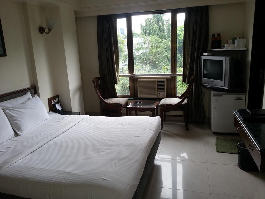 Srimaan Hotel 3*