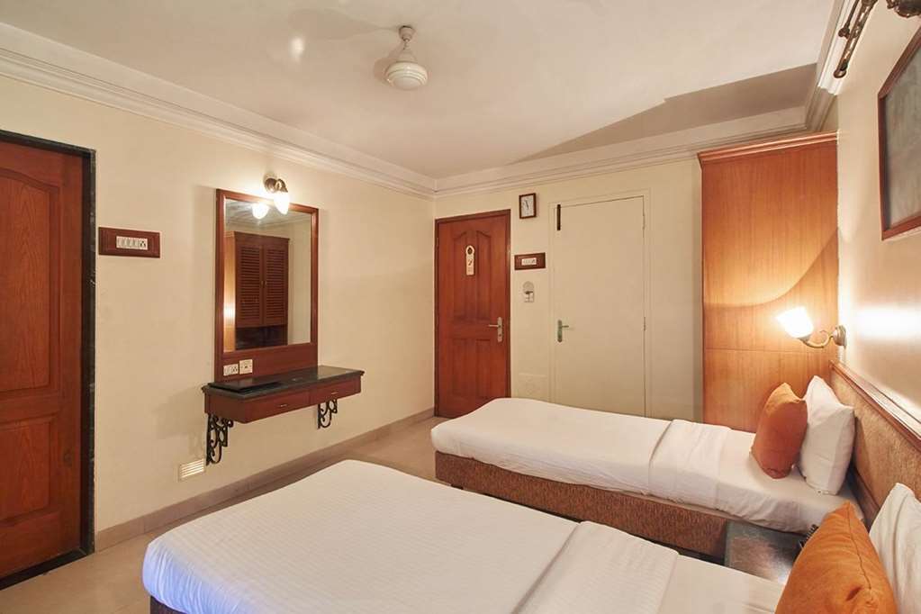 Srimaan Hotel 3*